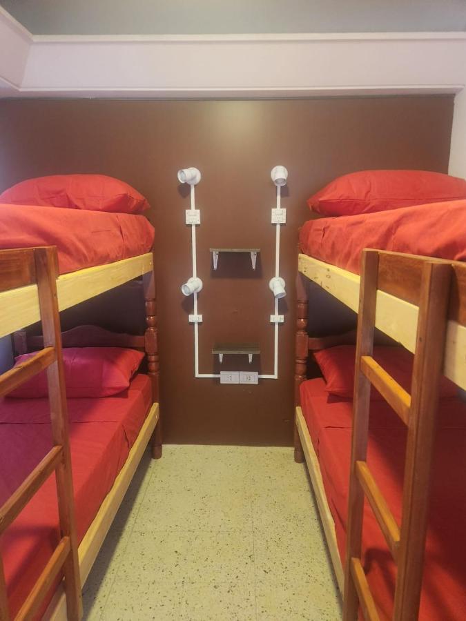 Pacha Hostel Backpack Сальта Экстерьер фото