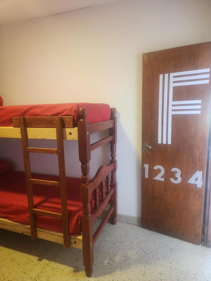 Pacha Hostel Backpack Сальта Экстерьер фото
